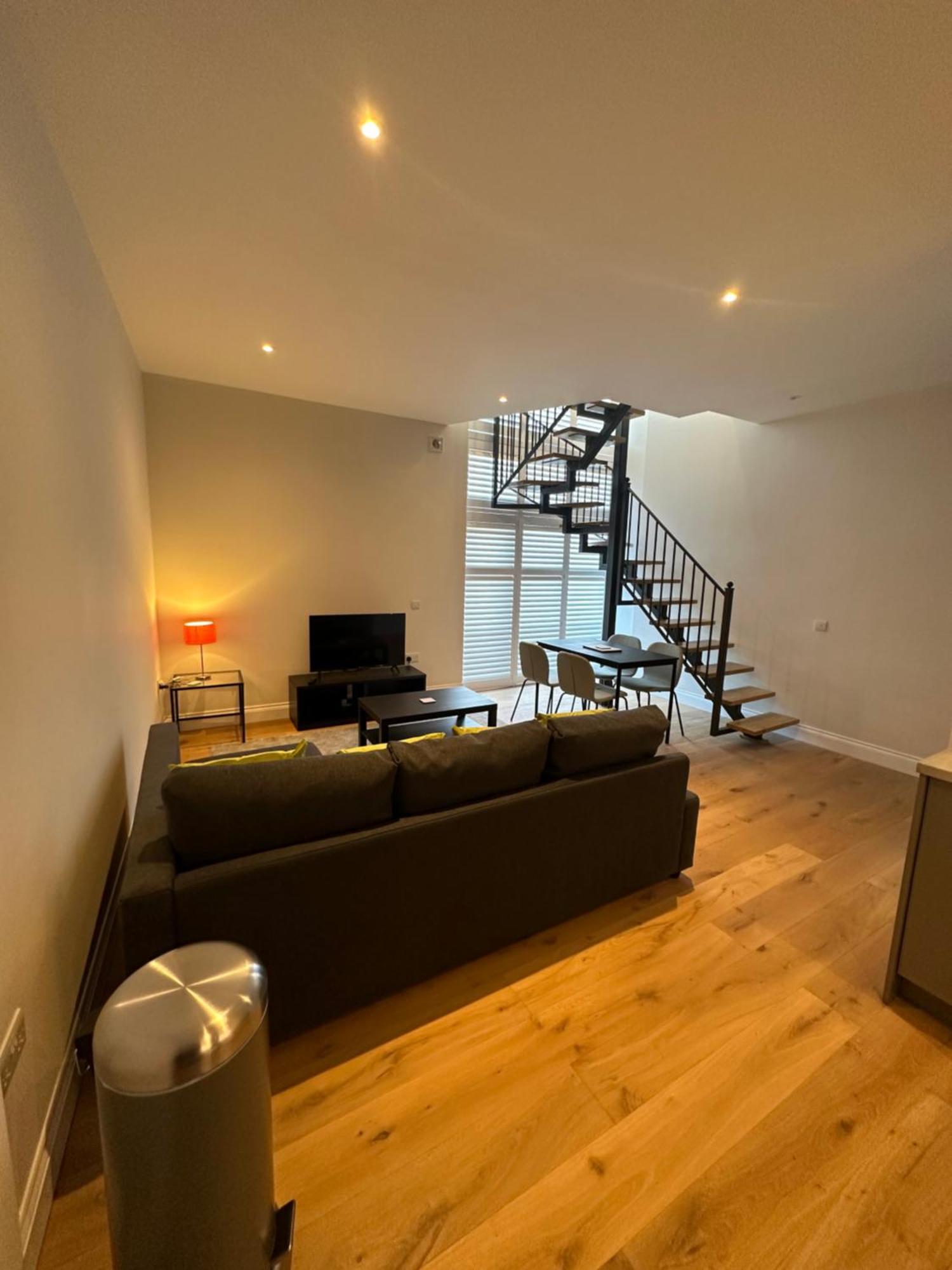 Winchester Street Apartments By Urban Abode Basingstoke Zewnętrze zdjęcie